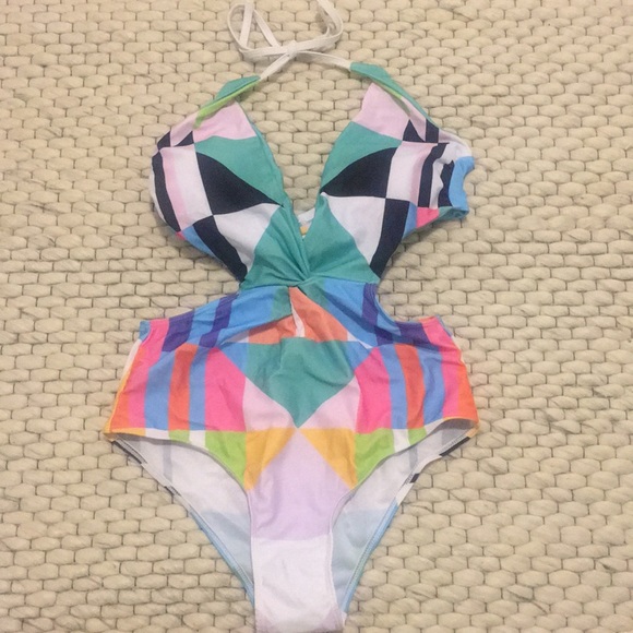 Plunging Cut-out One Piece - Picture 1 of 4